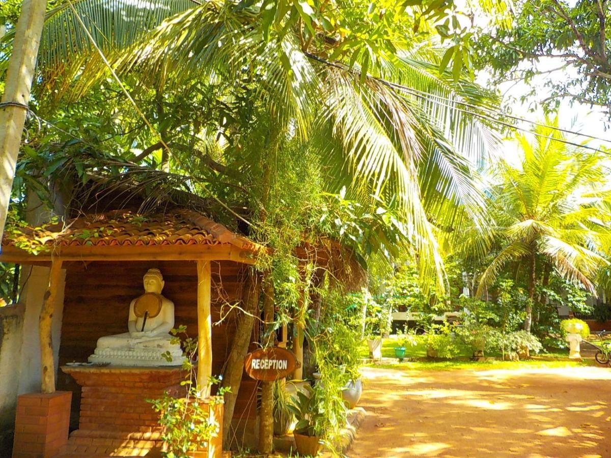 Liyana Holiday Resort Anuradhapura Exterior photo